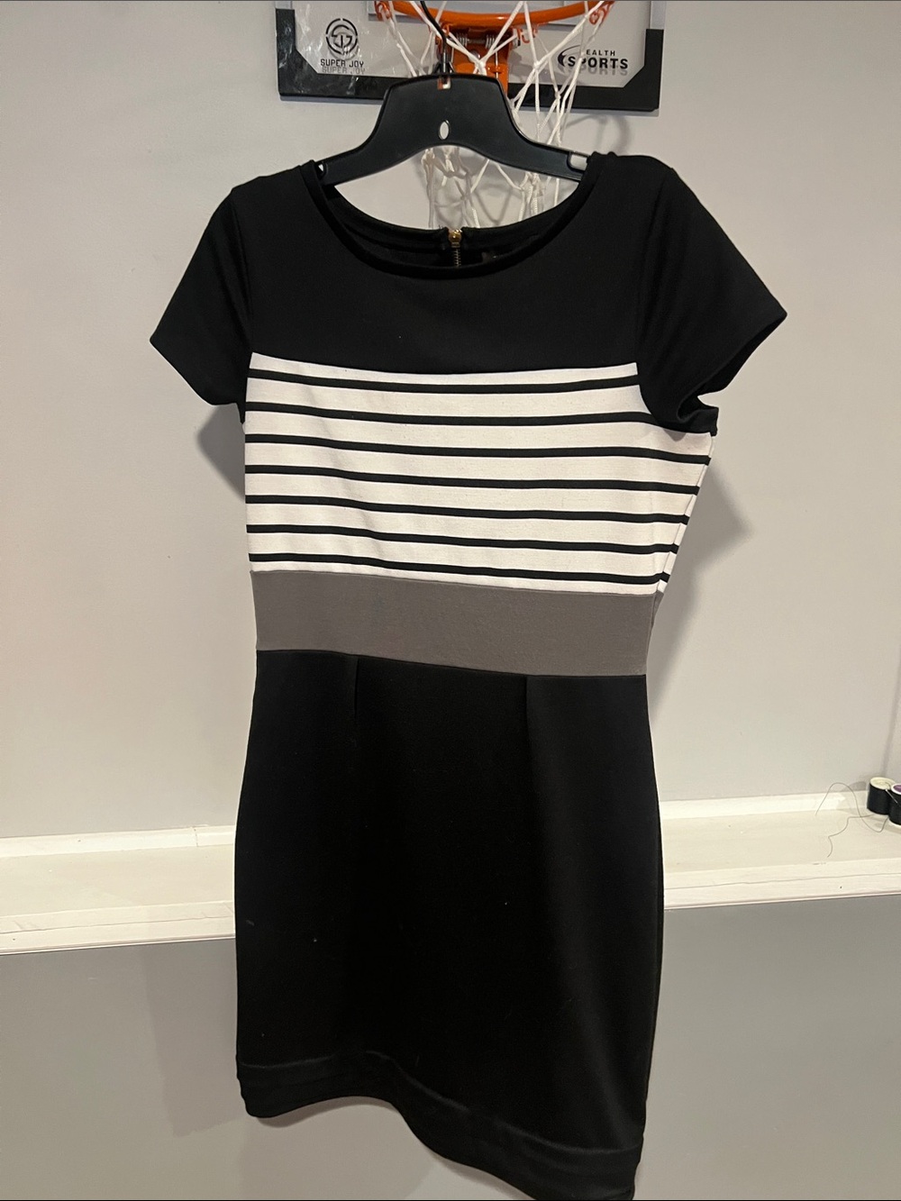 The Limited Black, White & Gray Striped Waist Sheath Dress